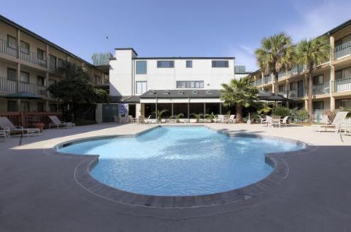 Amerihome Inn & Suites Houston Airport North ภายนอก รูปภาพ