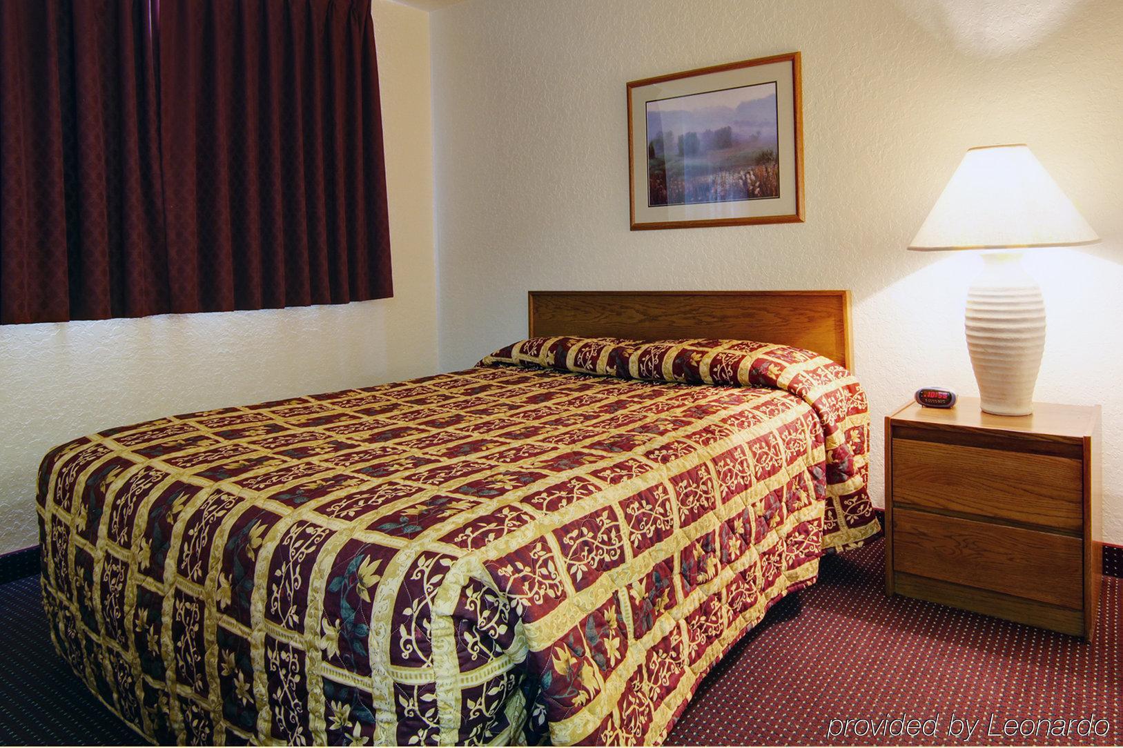Amerihome Inn & Suites Houston Airport North ห้อง รูปภาพ